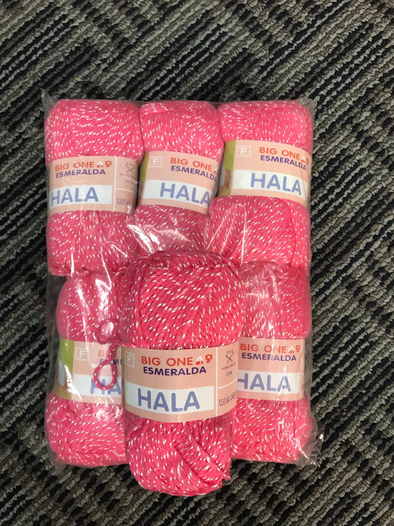 https://www.linhhandmade.com/Túi len Hala Yarn