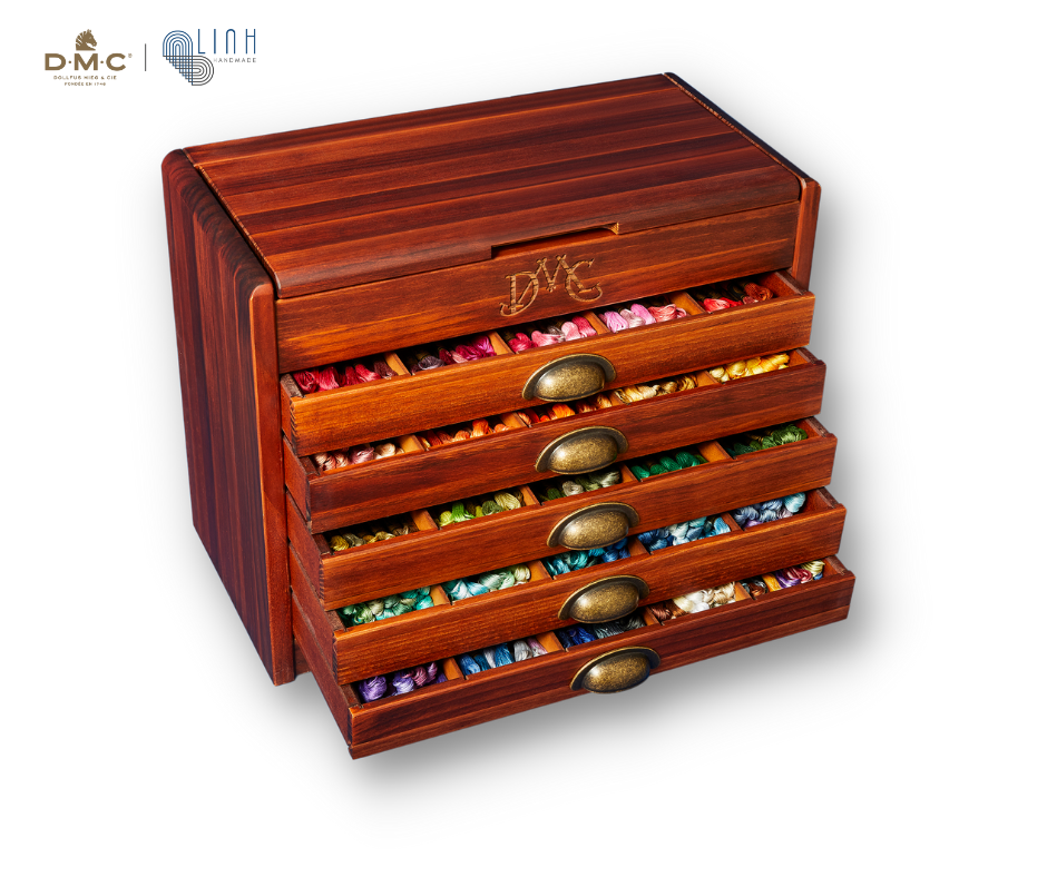 Hộp Gỗ Sồi Đựng Chỉ Thêu Của DMC - Vintage - Style Wooden Chest of DMC art 7600B