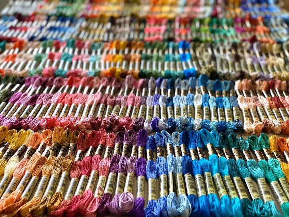 500 mã chỉ DMC’s Stranded Embroidery Floss